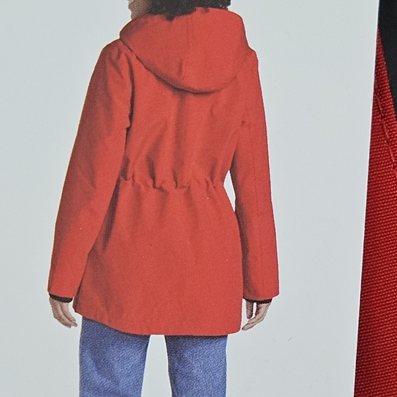 New RED Pendleton waterproof all weather raincoat in size medium - Picture 4 of 16